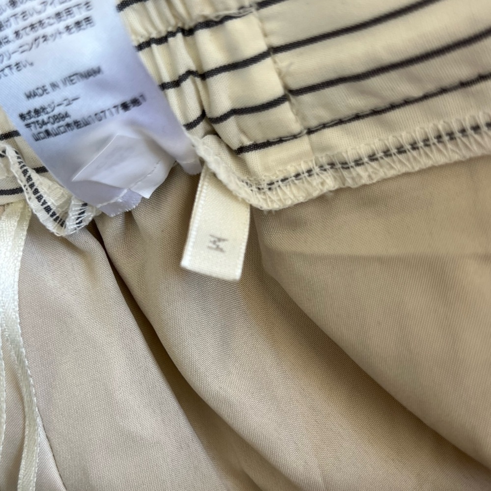 GU Women’s Grey & Off White Striped Skirt With Pockets - Picture 4 of 4